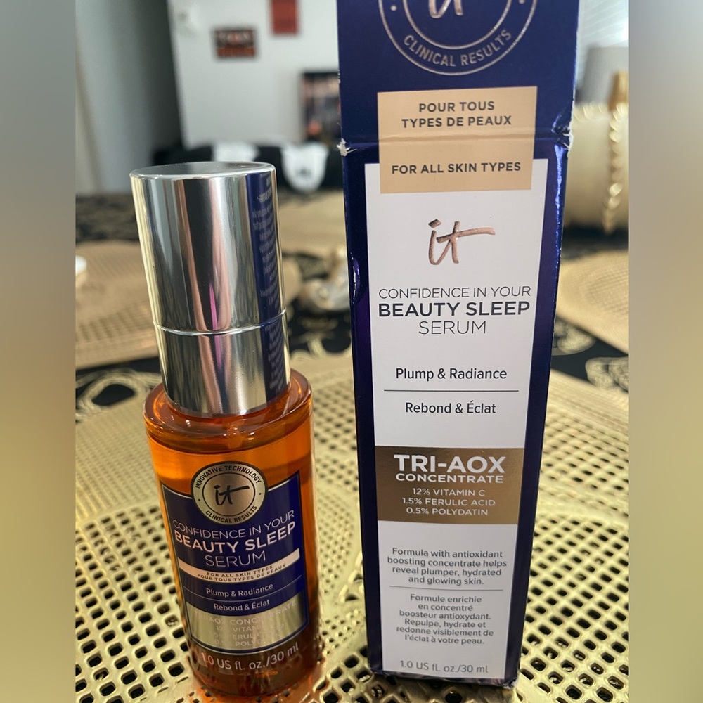 IT COSMETICS CONFIDENCE IN YOUR BEAUTY SLEEP BRIGHTENING SERUM new
